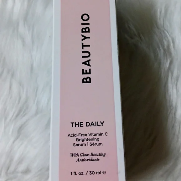 Vitamin C Brightening Serum - BIO BEAUTY - The Daily Vitamin C Brighteni…
